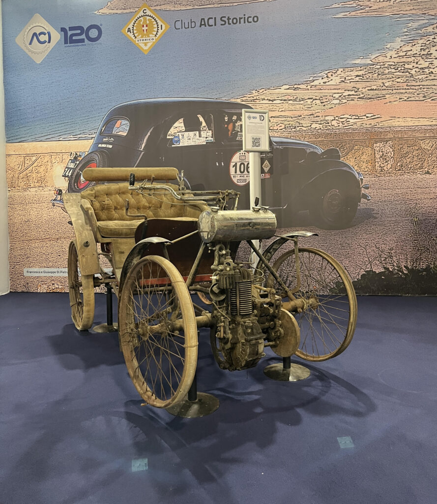 Parisienne Victoria 1903