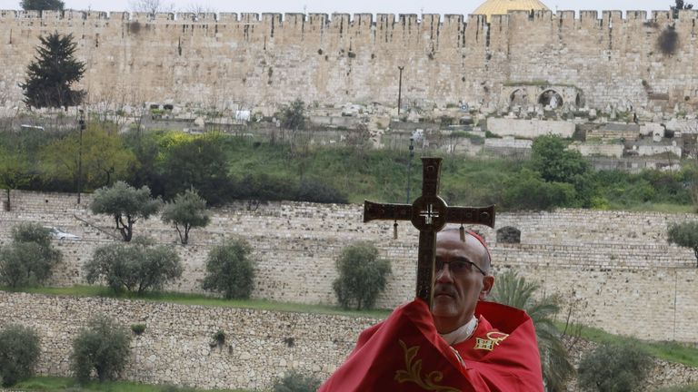 Israele impedisce la Messa al Santo Sepolcro per la Domenica delle Palme