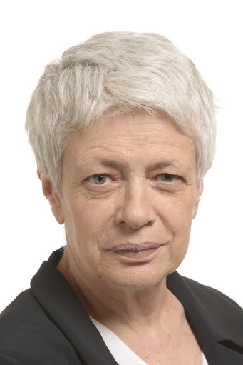 Barbara Spinelli, quando il giornalismo era ancora un modo di pensare